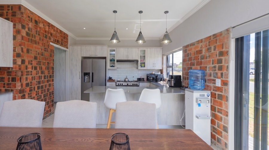 4 Bedroom Property for Sale in Agulhas Western Cape